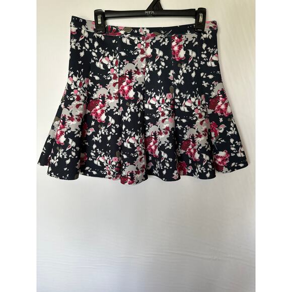 Abercrombie & Fitch🌿Floral Skater Mini Skirt Navy Pink White Size L Fit & Flare - Picture 2 of 10